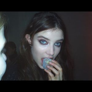 Meet your Posher, Kenzi